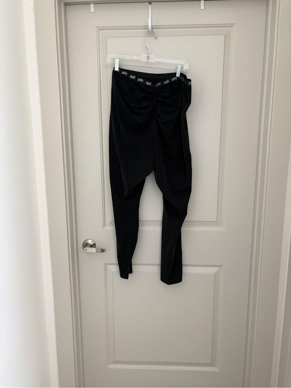 YITTY Black Sparkling cintch but Waistband Leggings NWT Size 4XL - Picture 2 of 5